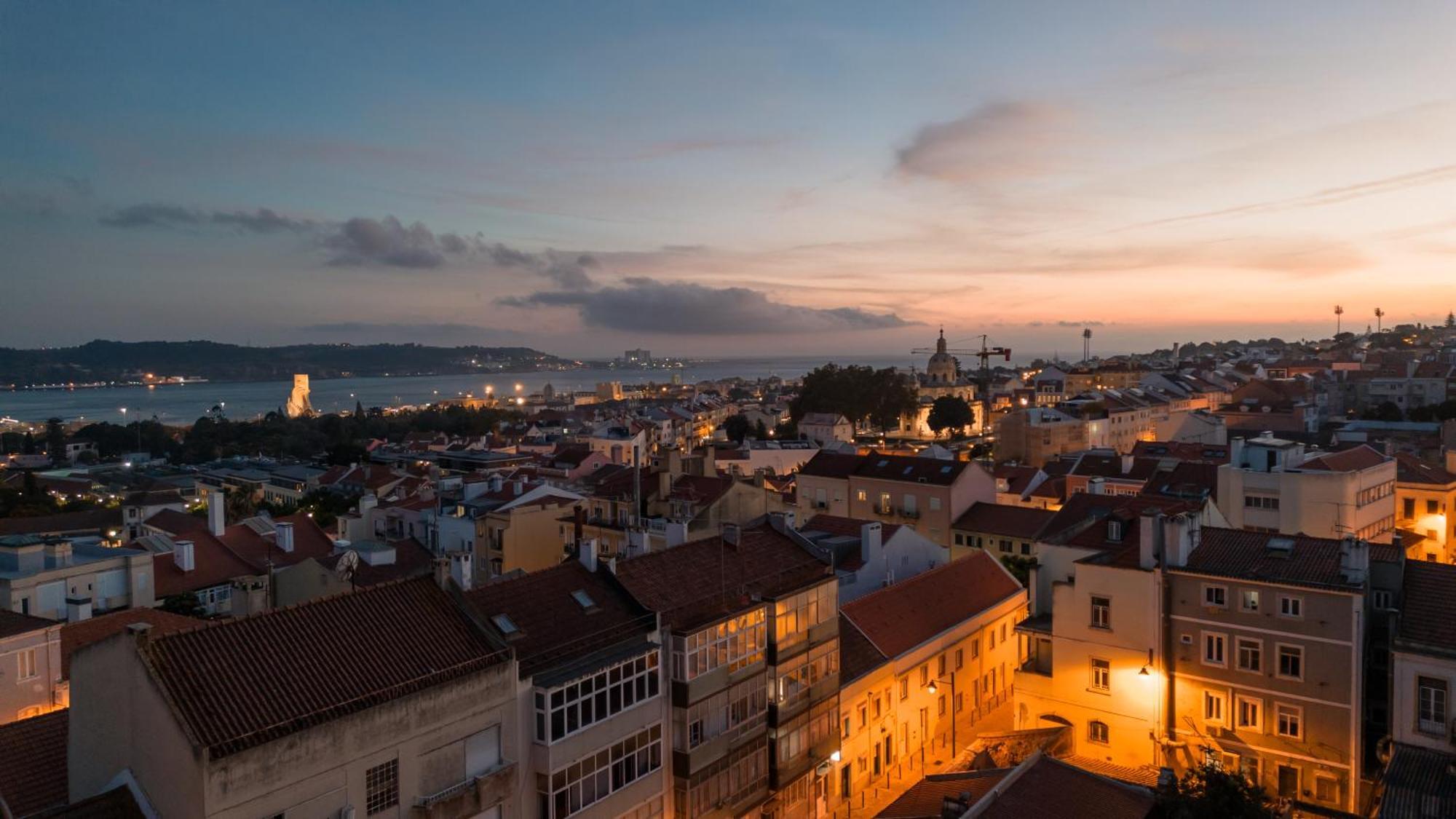 Premium Flat At Ajuda/Belem With Balcony, Parking! Lejlighed Lisboa Eksteriør billede