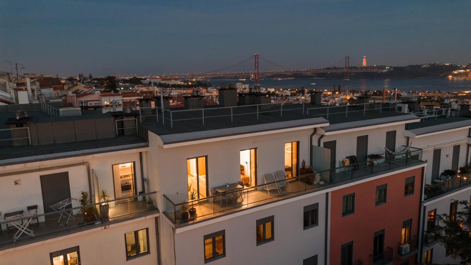 Premium Flat At Ajuda/Belem With Balcony, Parking! Lejlighed Lisboa Eksteriør billede